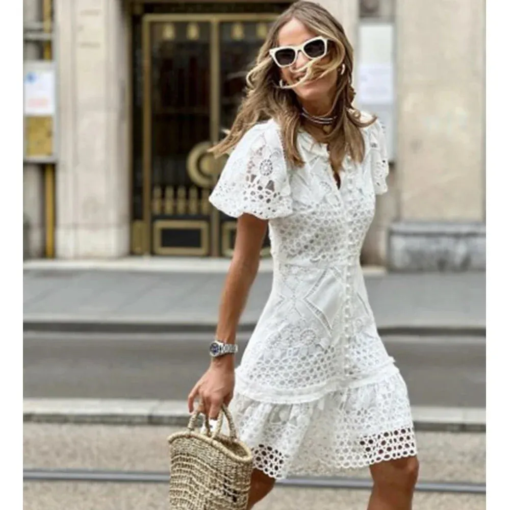 Amelie – Women's Lace Slim Fit Bodycon Sheath Dress