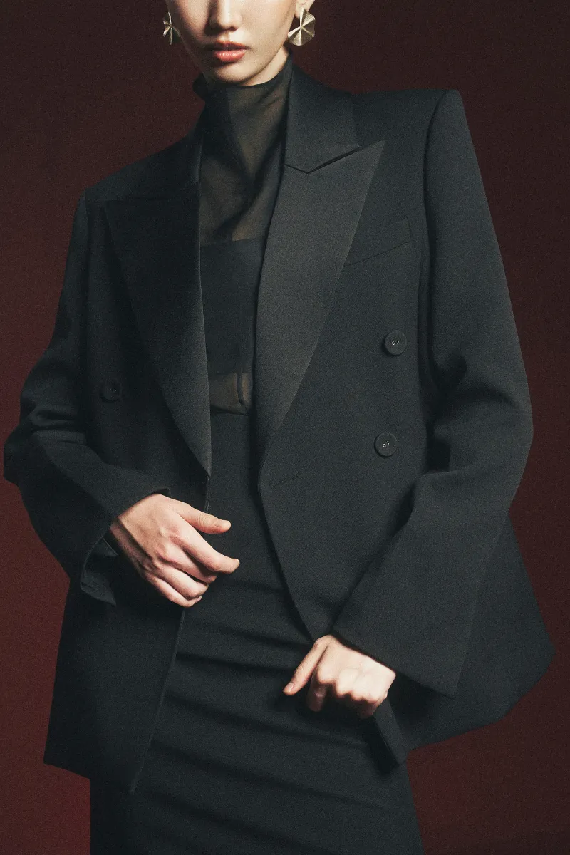 ARNOLD STRAIGHT SQUARE SHOULDER BLAZER