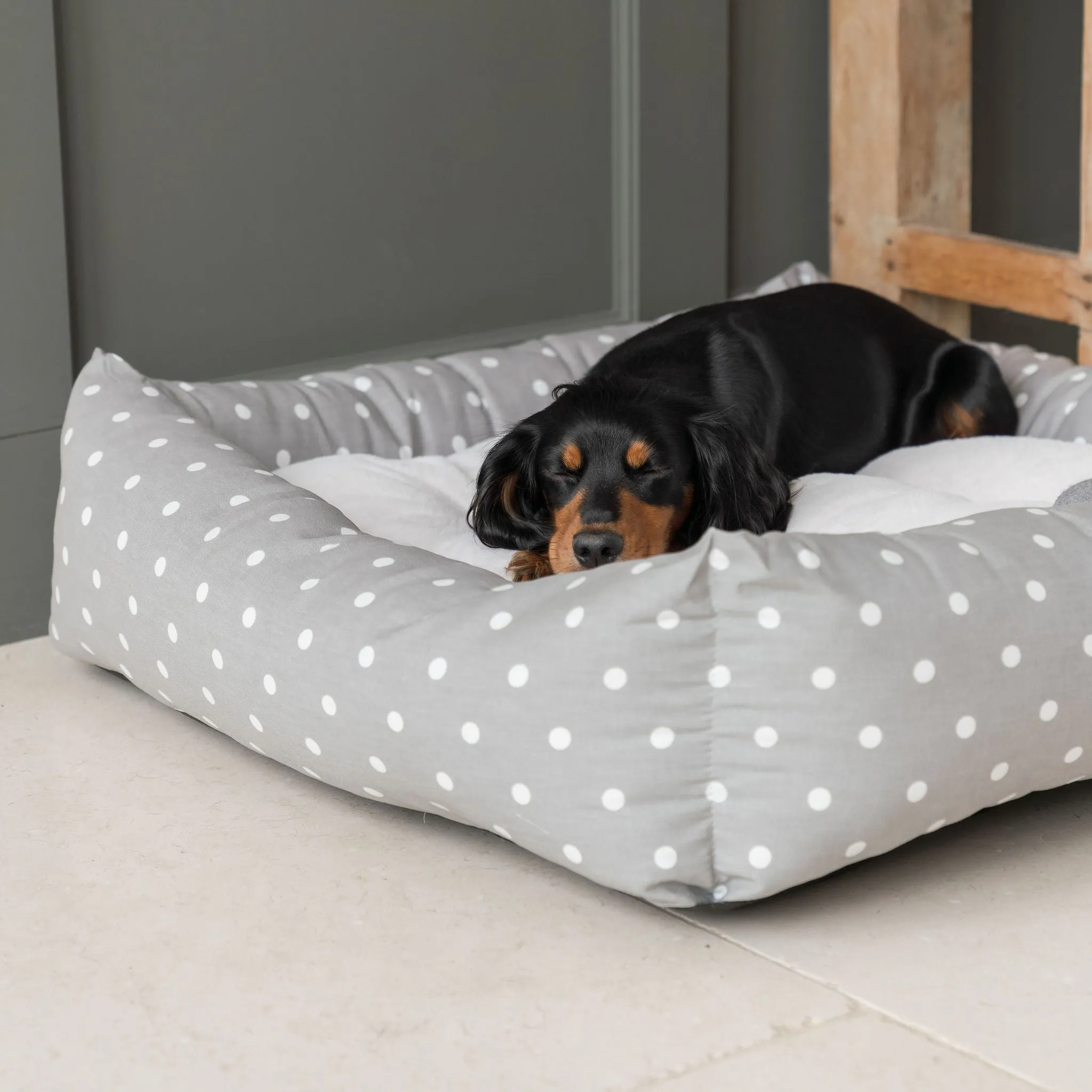 Box Bed in Grey Spot by Lords & Labradors