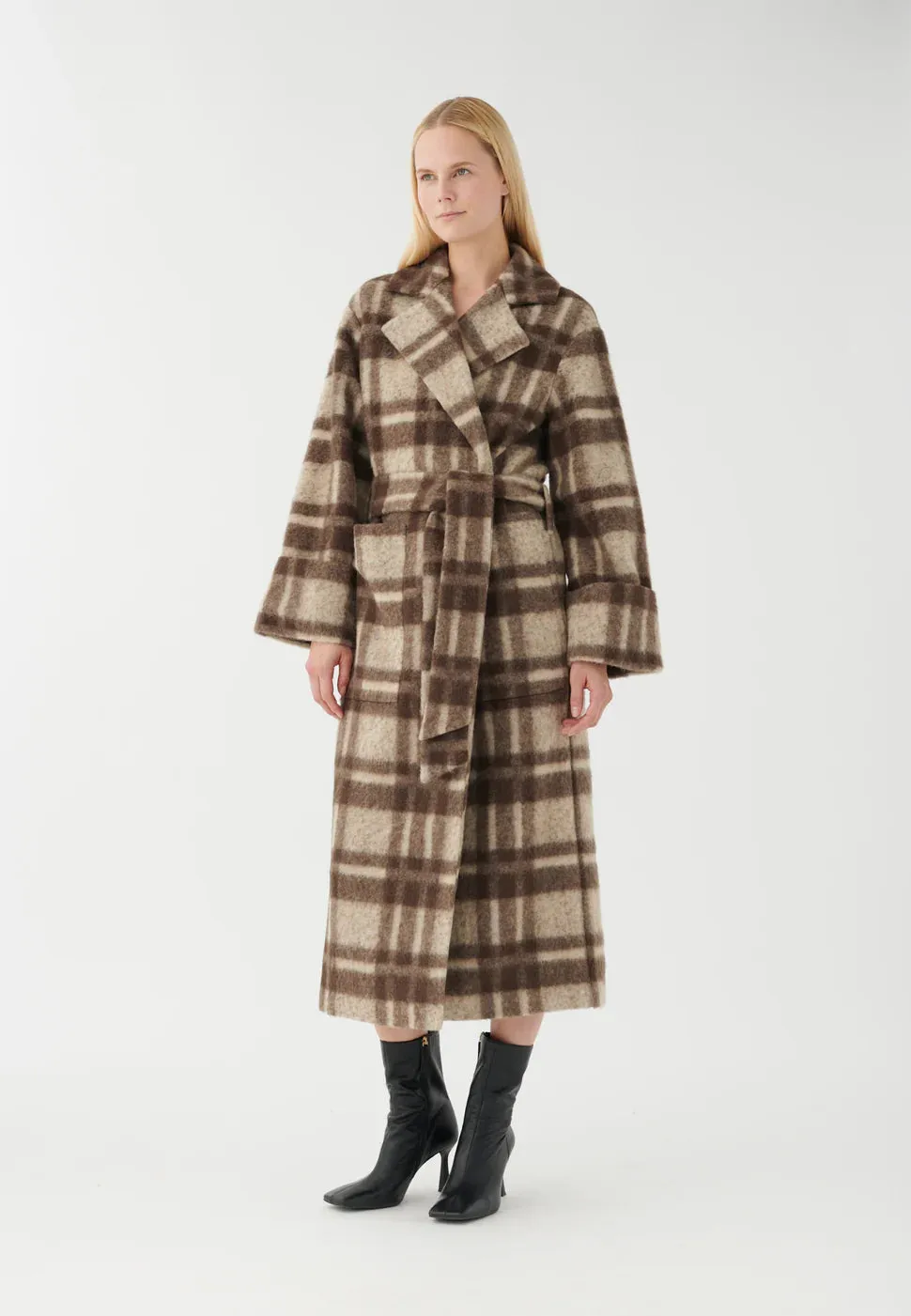 Dea Kudibal - ClorissaDea Coat in Beaver Check
