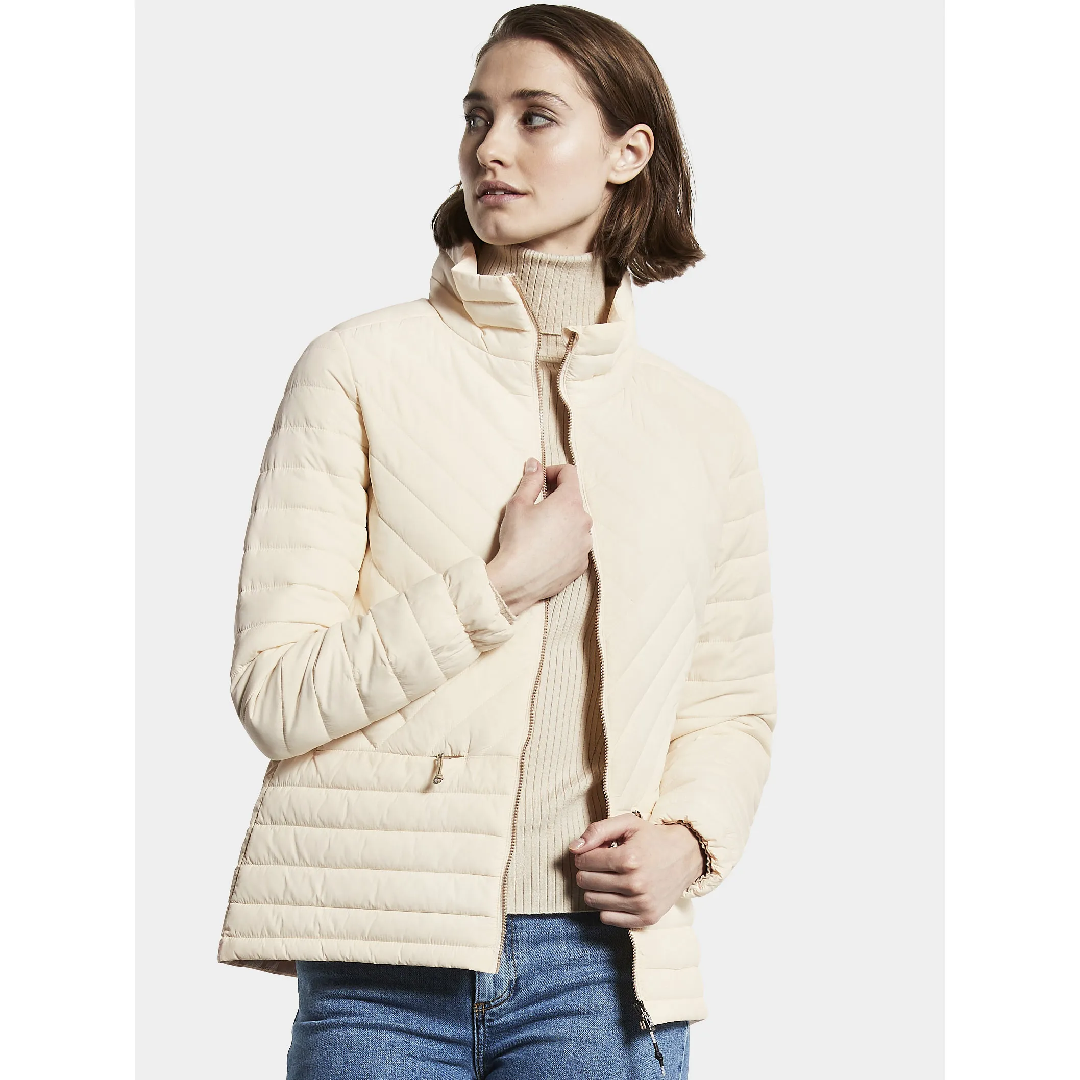 Didriksons Women&#x27;s Enja Jacket Cloud White | Buy Didriksons Women&#x27;s Enja Jacket Cloud White here | Outnorth