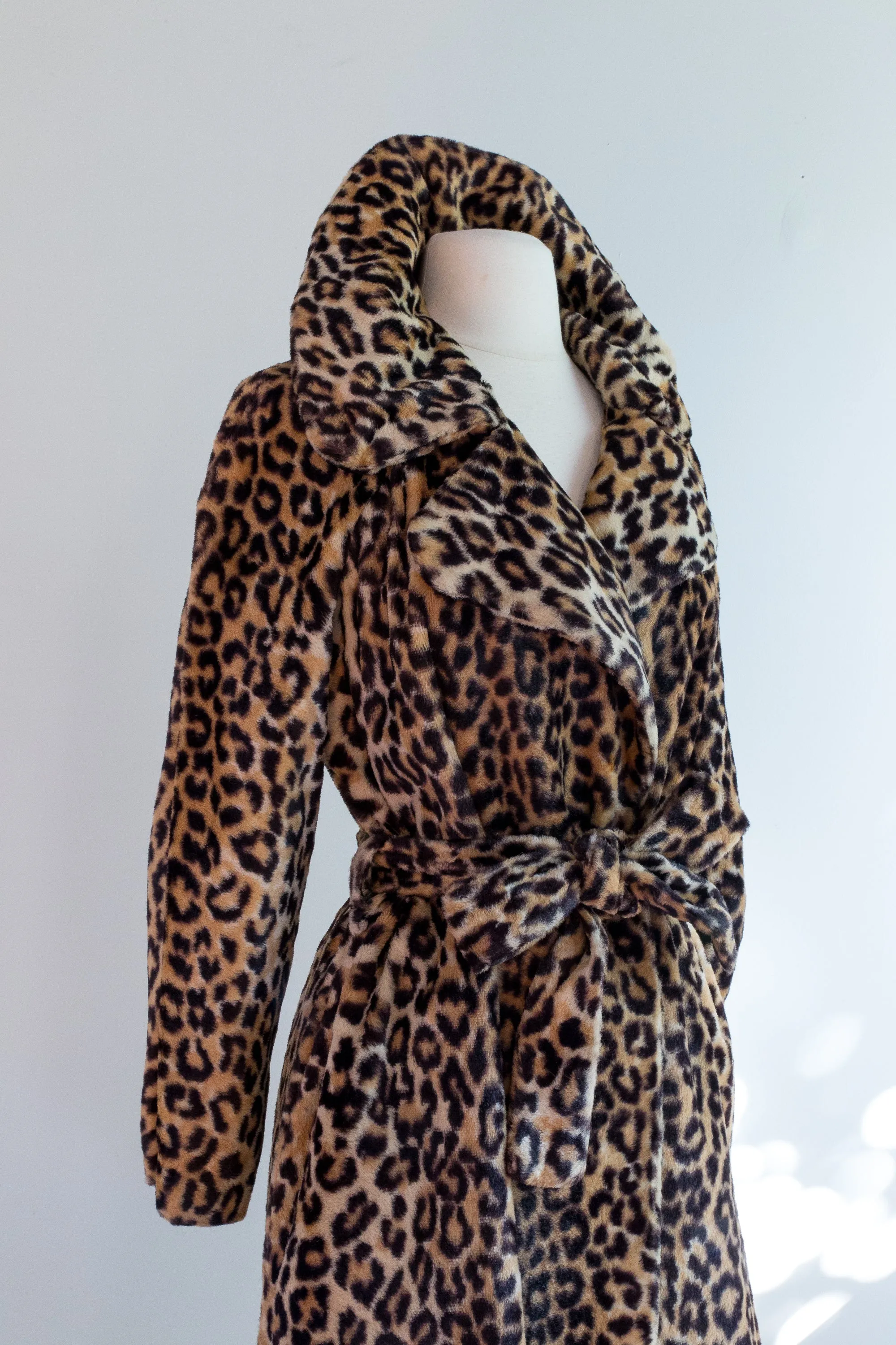 Fabulous 1960s Faux Leopard Trench Coat / Medium