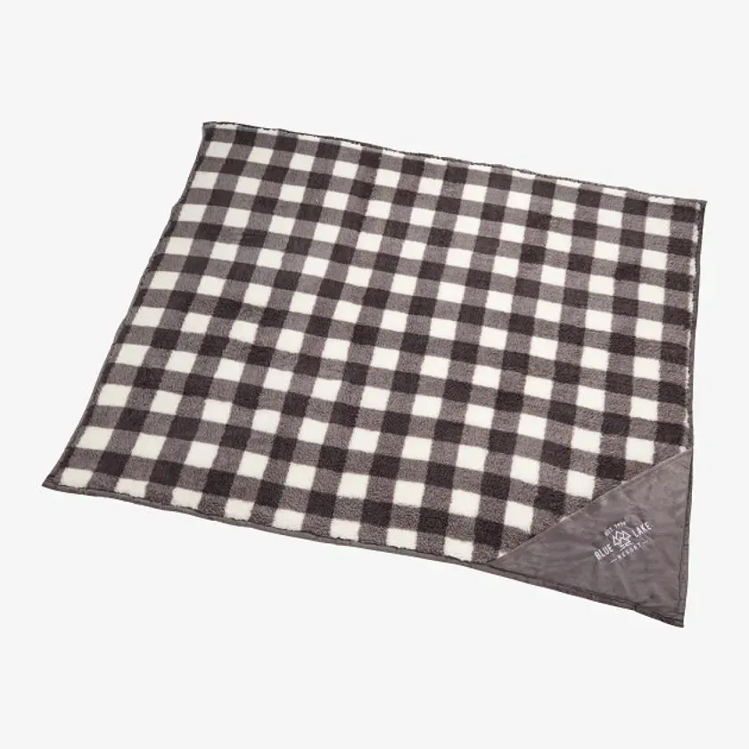 Field & Co Double Sided Plaid Sherpa Blanket, White