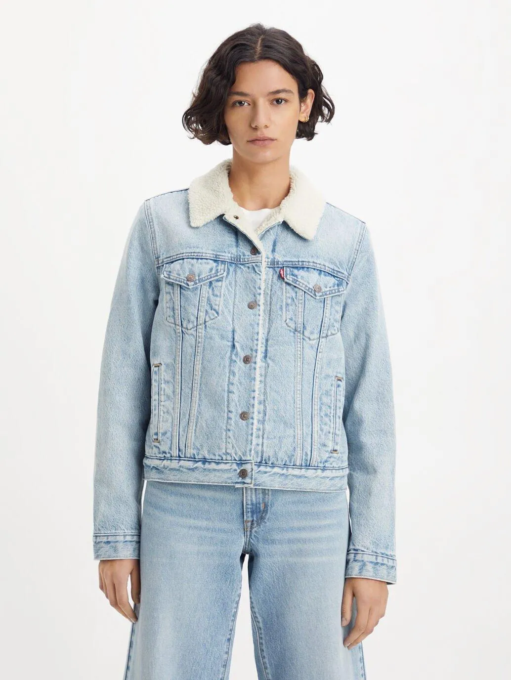 LEVI’S® WOMEN'S ORIGINAL SHERPA TRUCKER JACKET