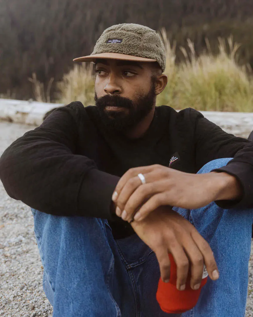Linus Fleece 5 Panel Cap - Black