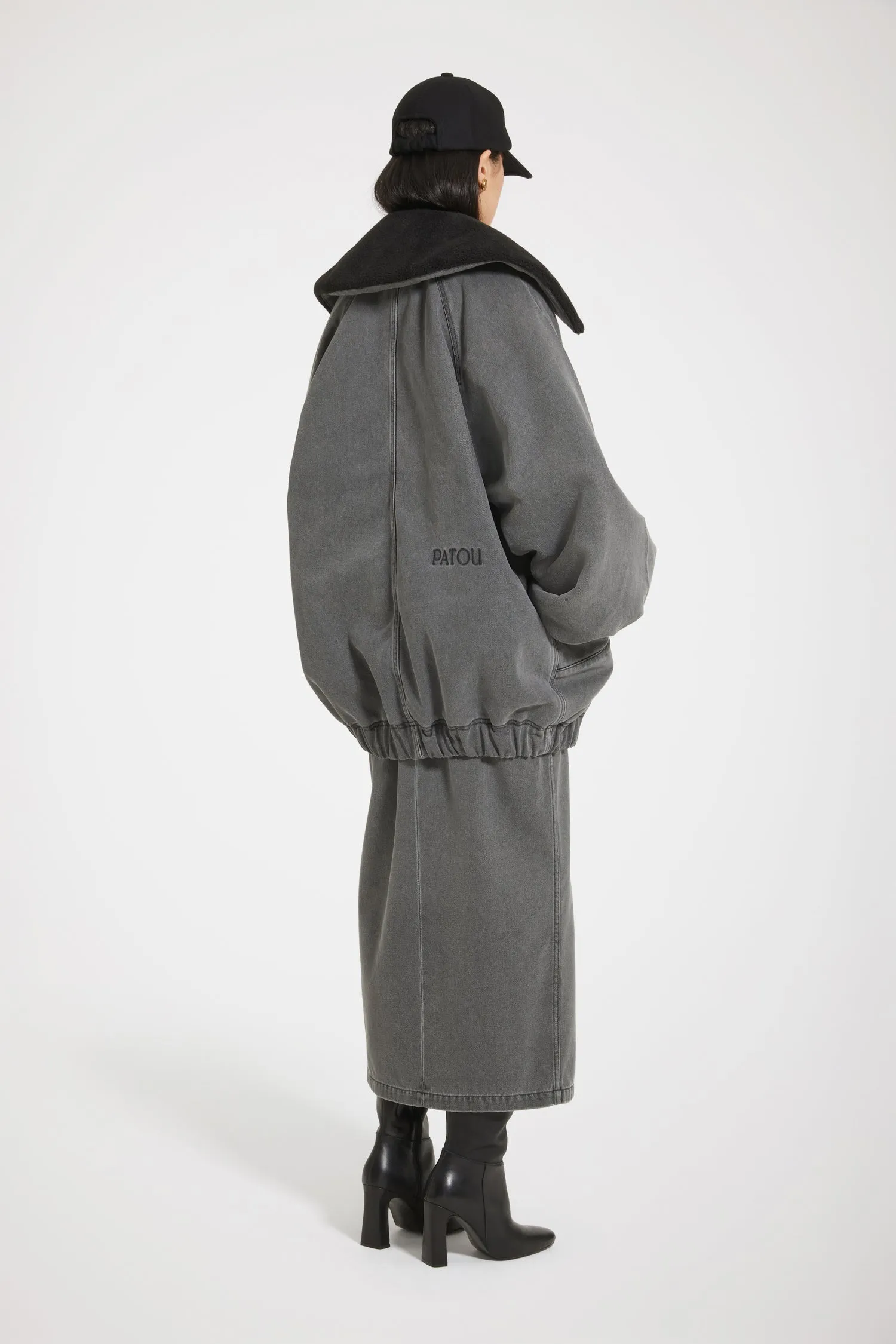 Oversized jacket in organic cotton denim and faux shearling
