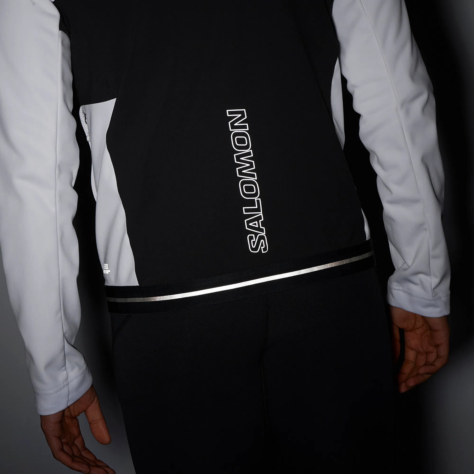 Salomon Men&#x27;s GORE-TEX INFINIUM WINDSTOPPER Softshell Jacket White/Deep Black | Buy Salomon Men&#x27;s GORE-TEX INFINIUM WINDSTOPPER Softshell Jacket White/Deep Black here | Outnorth